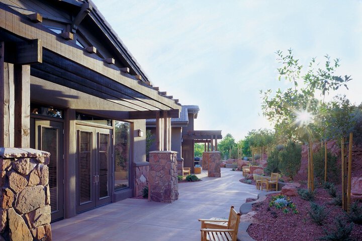 Hotel 4 of 26