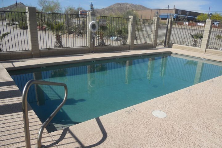Pool 5 of 17