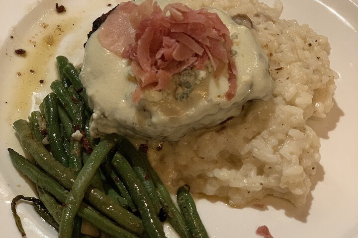 Dining 110 of 155