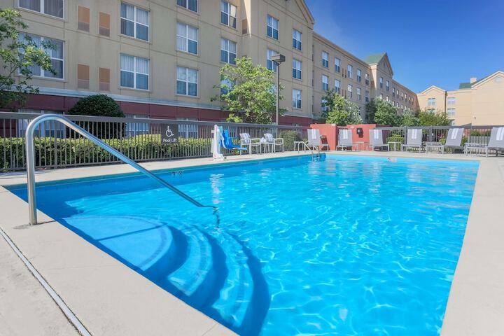 Pool 4 of 32