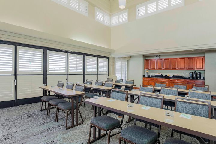 Courtyard by Marriott San Diego Del Mar / Solana Beach