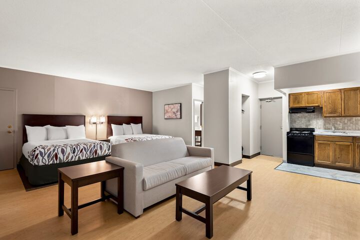 Room 14 of 30