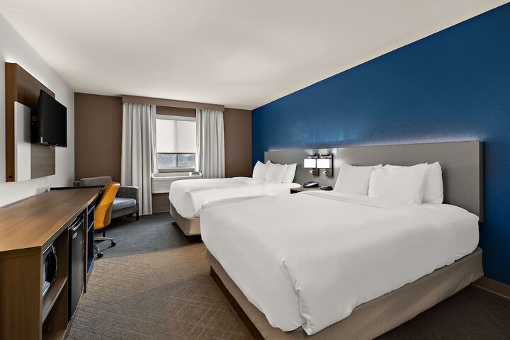 Comfort Inn & Suites Fremont