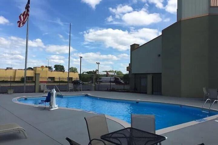 Pool 6 of 32