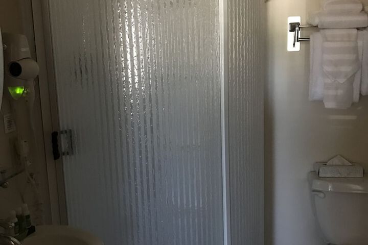 Room 19 of 50