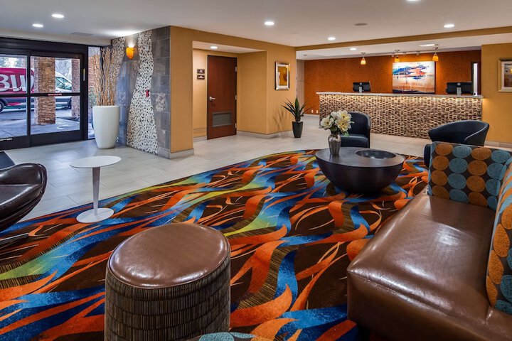 Hotel Interior 7 of 40