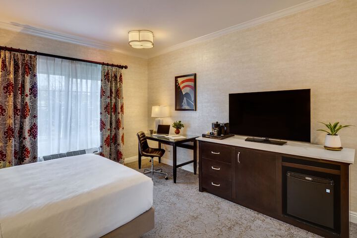 Ayres Hotel Costa Mesa / Newport Beach