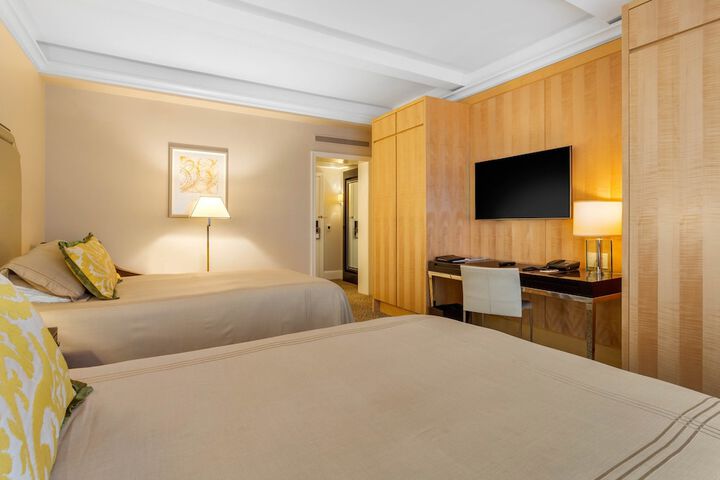 Room 46 of 125