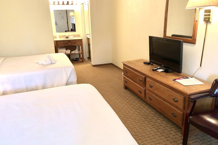Room 36 of 76