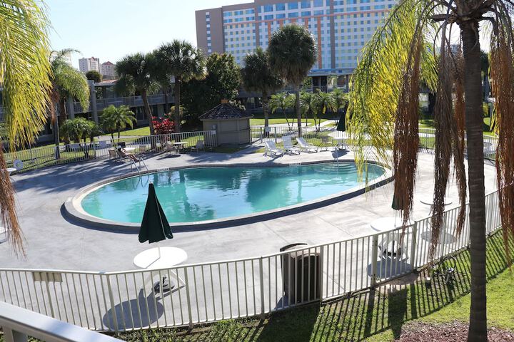 Pool 5 of 38
