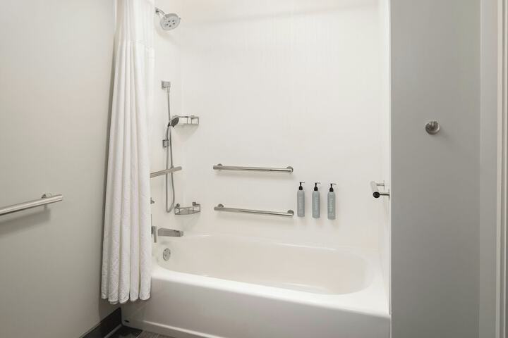 Courtyard by Marriott Long Beach Downtown