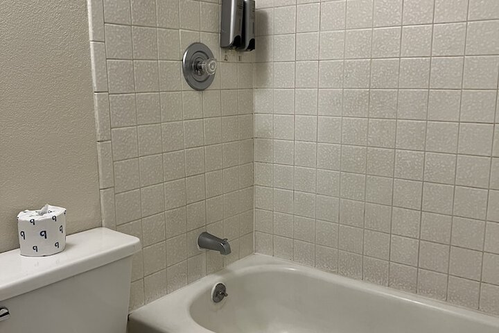 Room 18 of 22