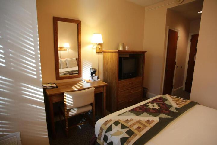 Canyon Inn