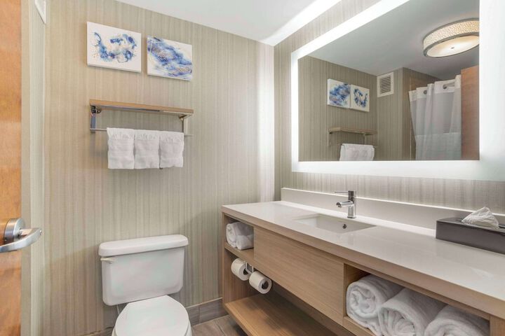Room 15 of 39