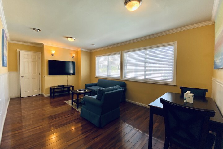 Room 13 of 38
