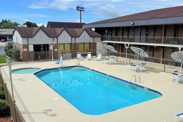 Quality Inn Asheville Airport