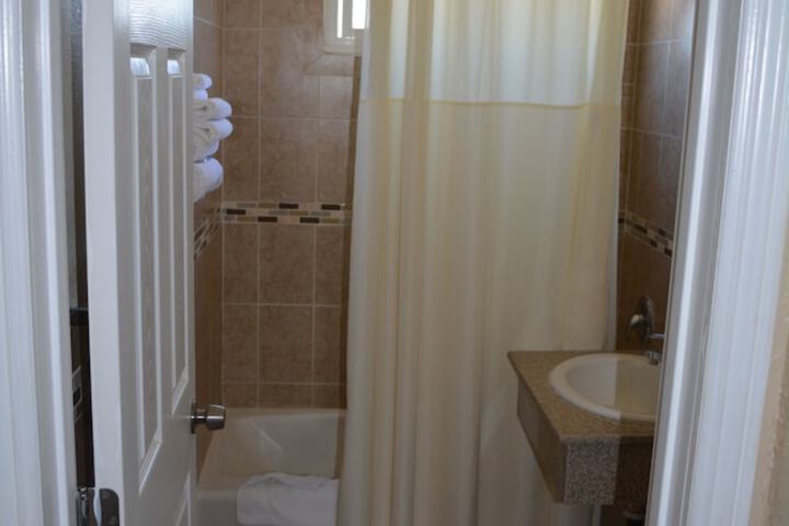 Room 35 of 51