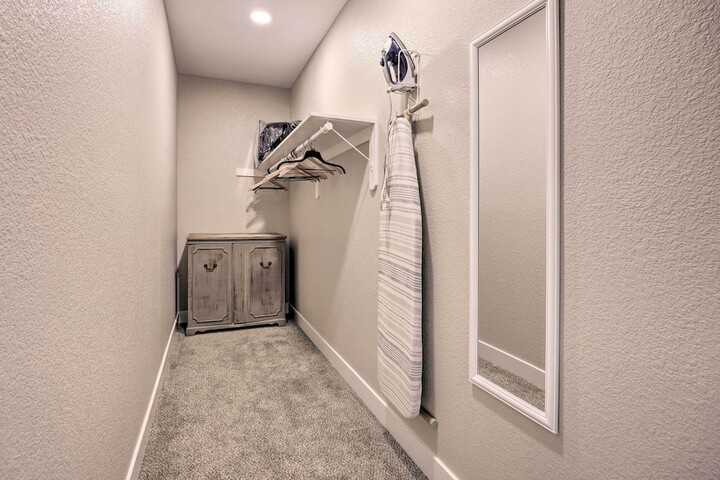Woodland Park Escape: Licensed Hot Tub, Mtn Views
