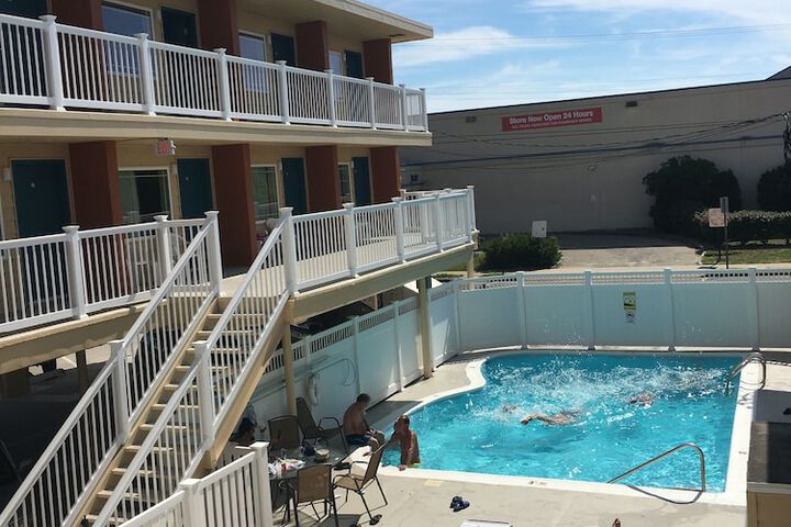 Seahorse Inn