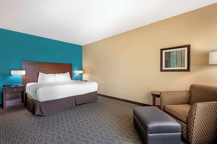 Room 16 of 53