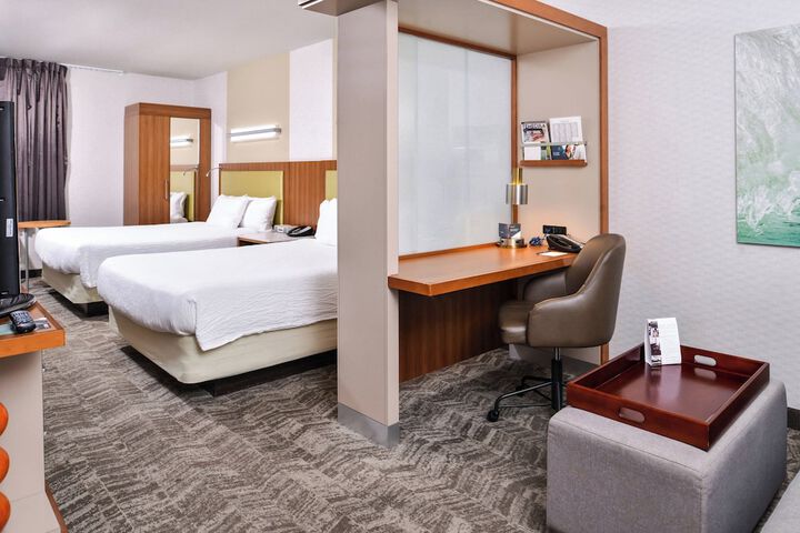 Room 27 of 41