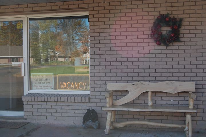 Northwoods Inn LLC