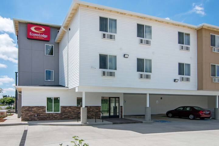 Hotel 2 of 39