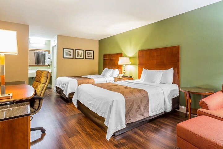Room 21 of 52