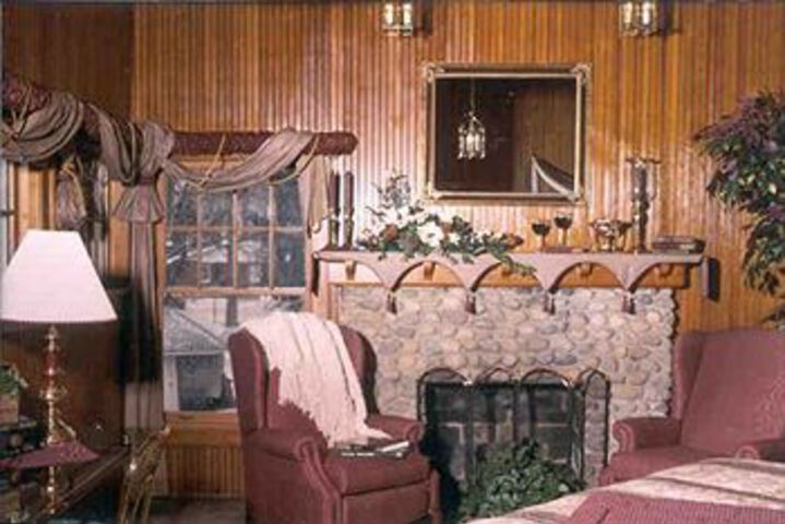 Arbor Hill Inn