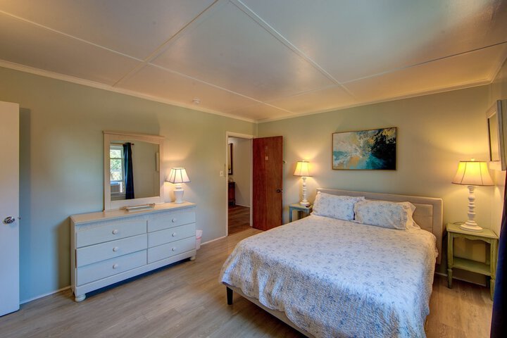 Room 181 of 309