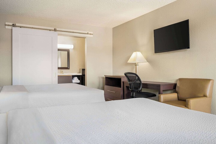 Room 49 of 59