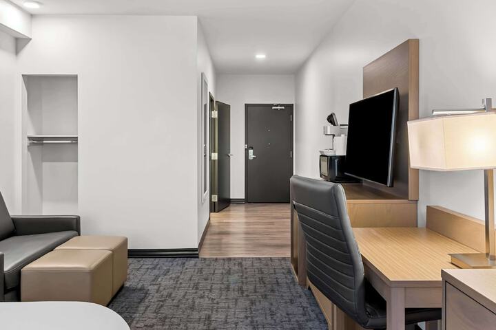 Room 21 of 58