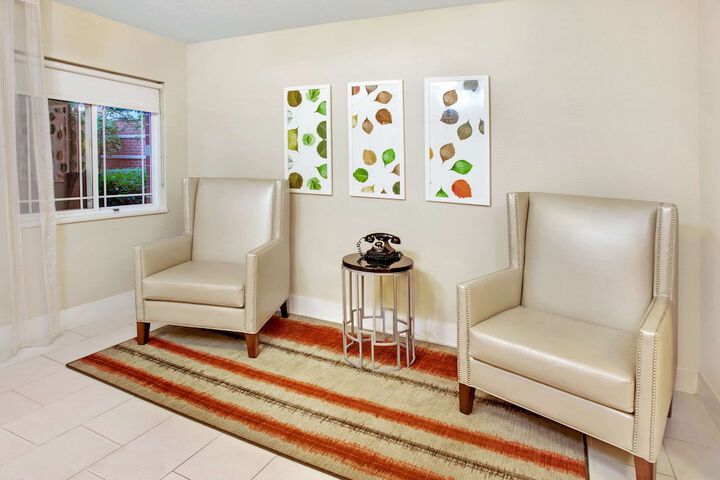 Hotel Interior 10 of 40