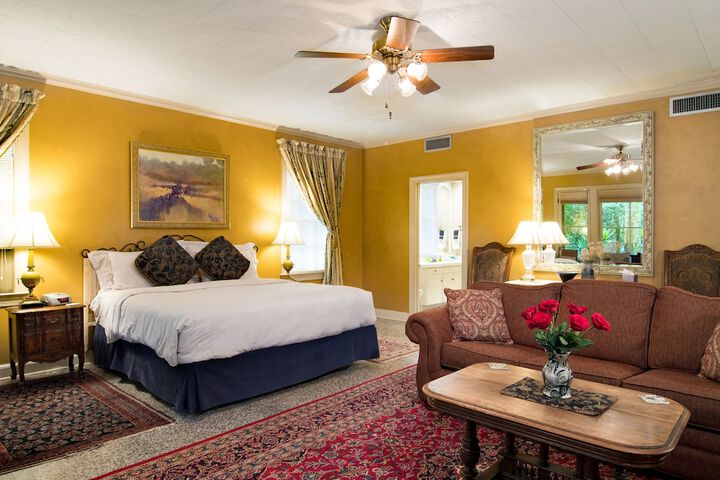 Room 15 of 52