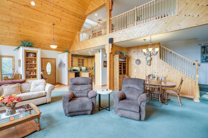 Cozy Chester Home w / Patio & Lake Access!