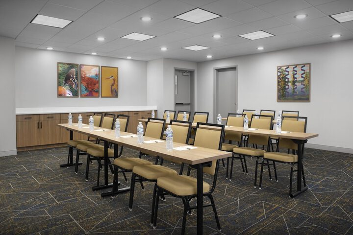 Hampton Inn & Suites Laurel MS