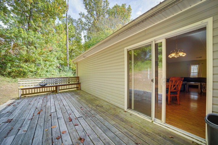 Candler Home w / Large Deck: Hike Bike & Unwind!