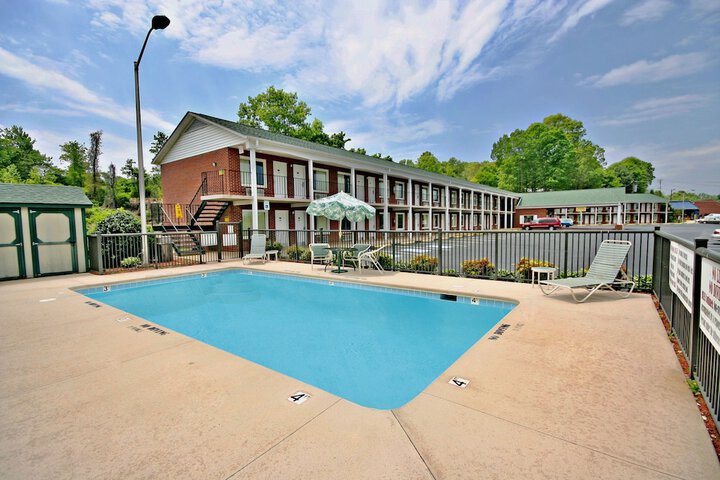 Pool 3 of 40