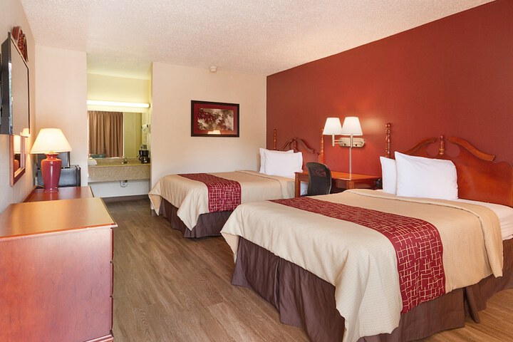 Room 10 of 21