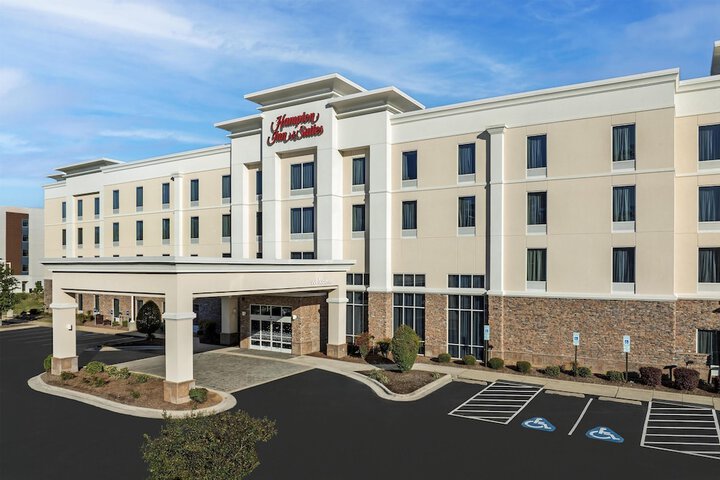 Hampton Inn & Suites Fayetteville