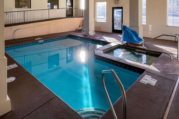 Comfort Inn & Suites Midtown