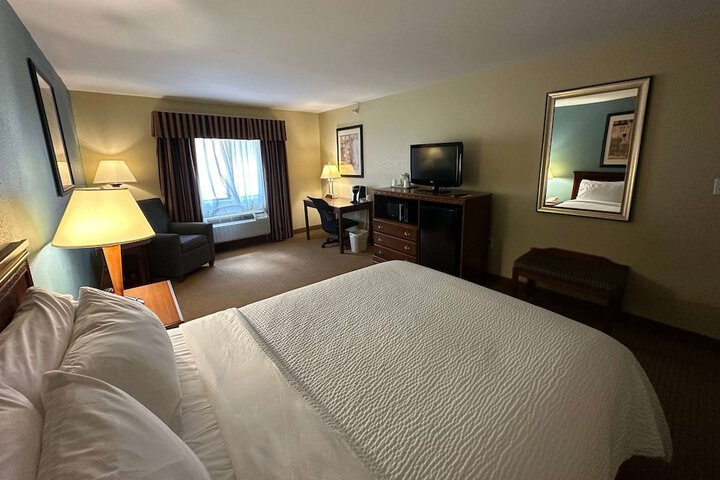Room 48 of 51