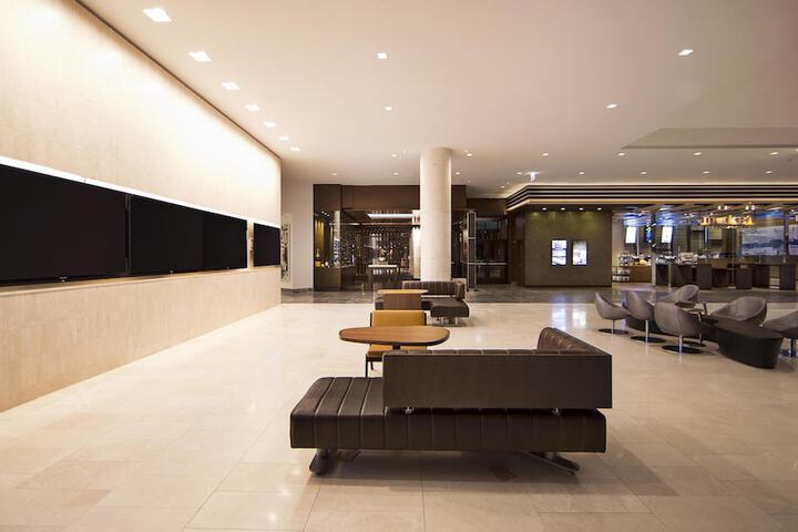 Hyatt Regency Chicago