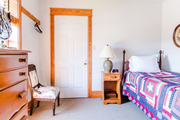 Roanoke Island Inn