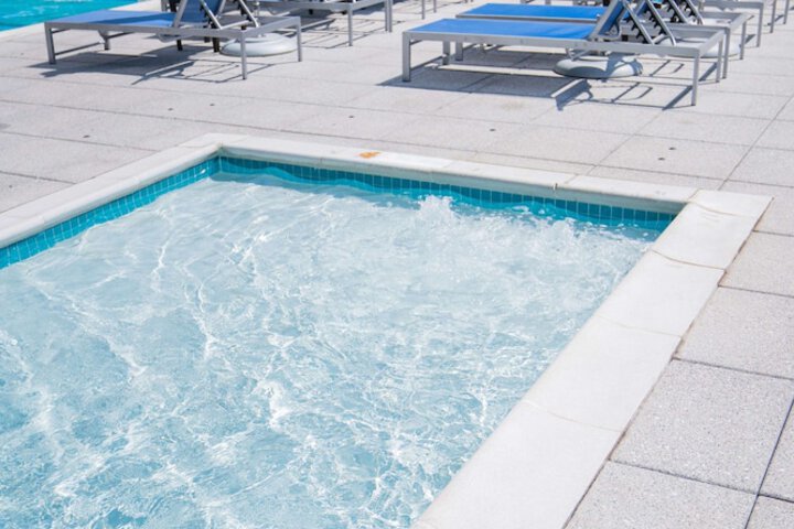 Pool 10 of 100