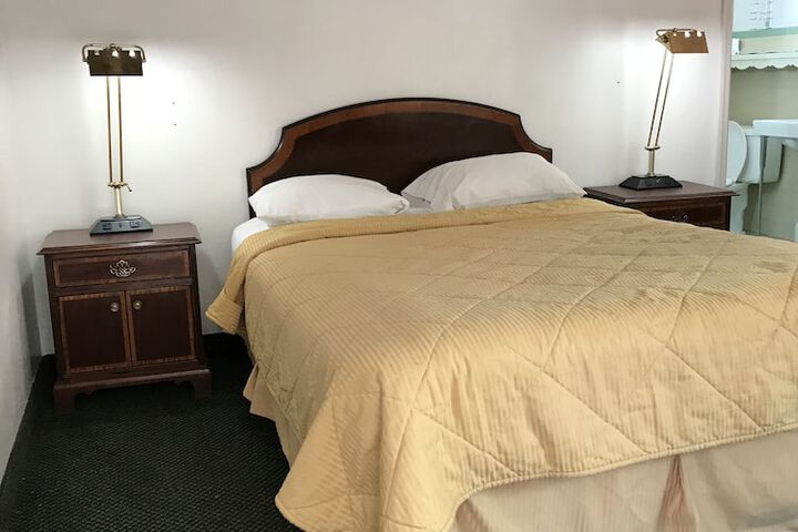 Room 75 of 111