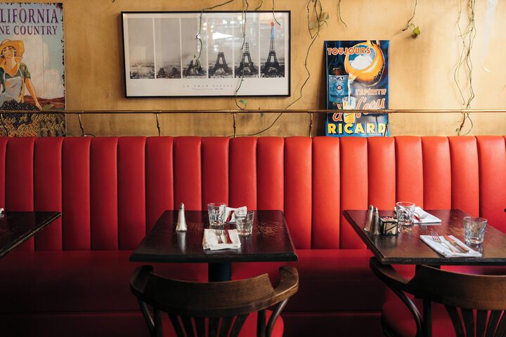 Dining 63 of 77