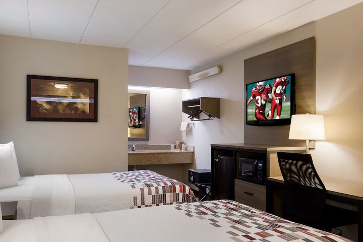 Room 30 of 32