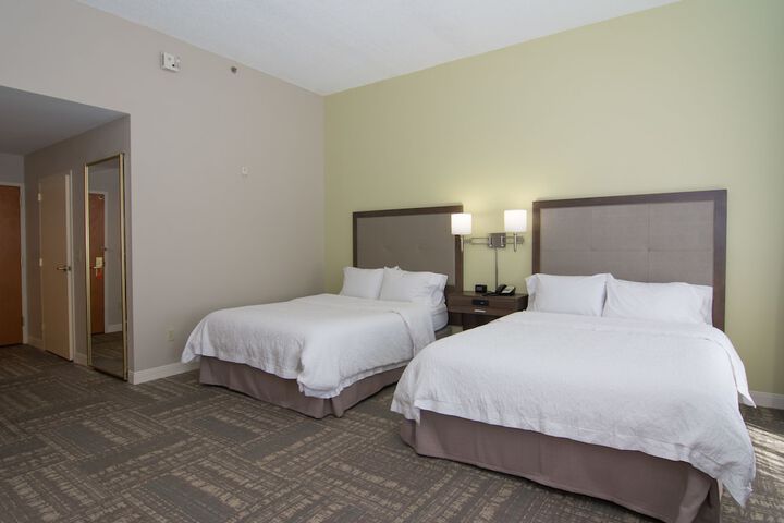 Room 5 of 17