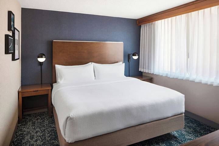 Four Points by Sheraton Halifax